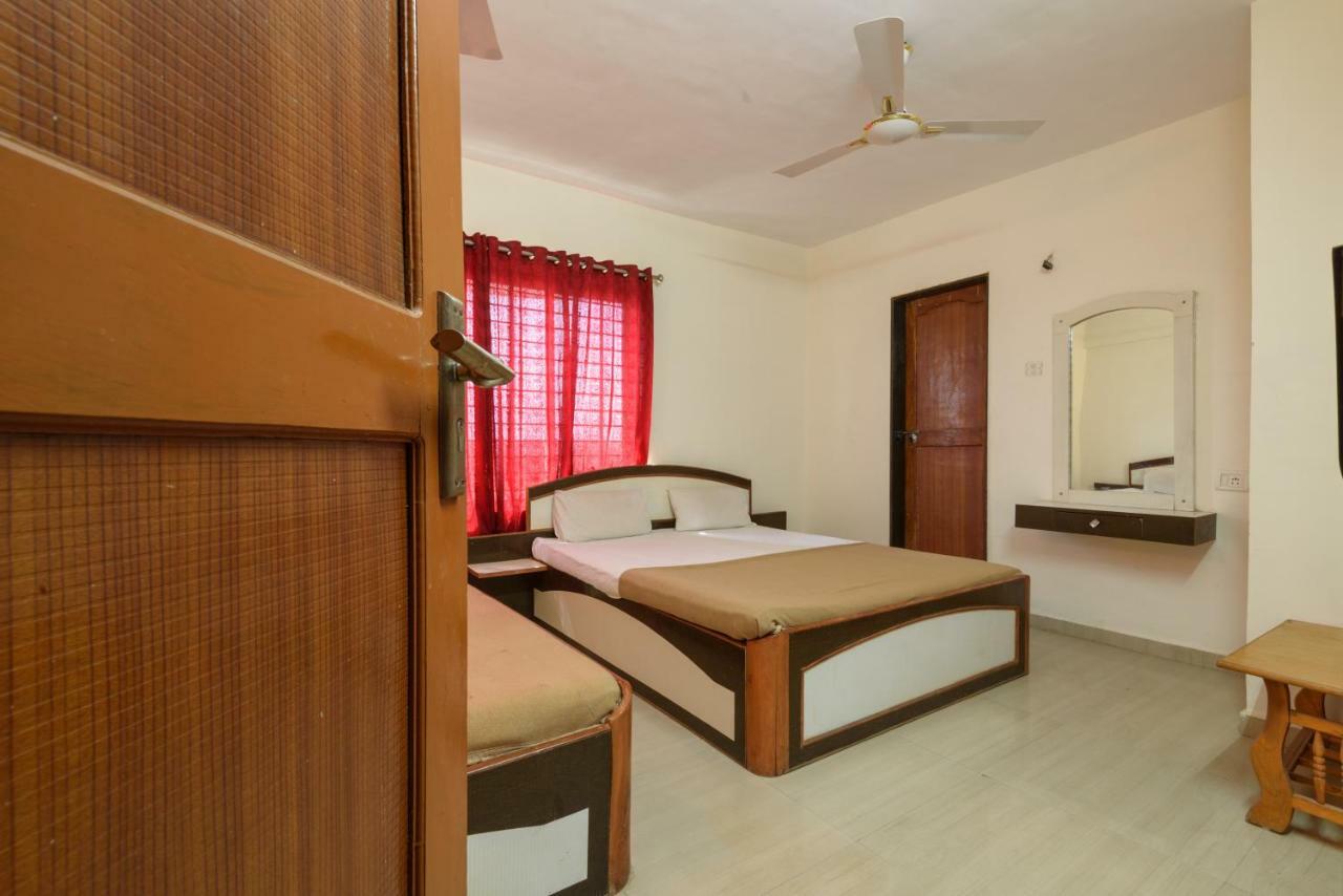 Hotel Sai Shraddha Shirdi Ruang foto