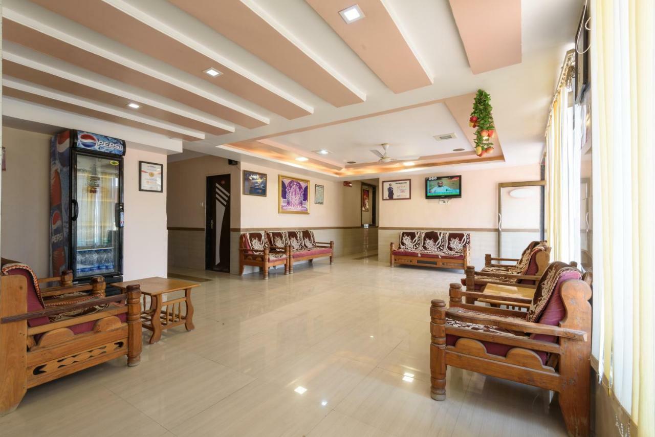 Hotel Sai Shraddha Shirdi Bagian luar foto